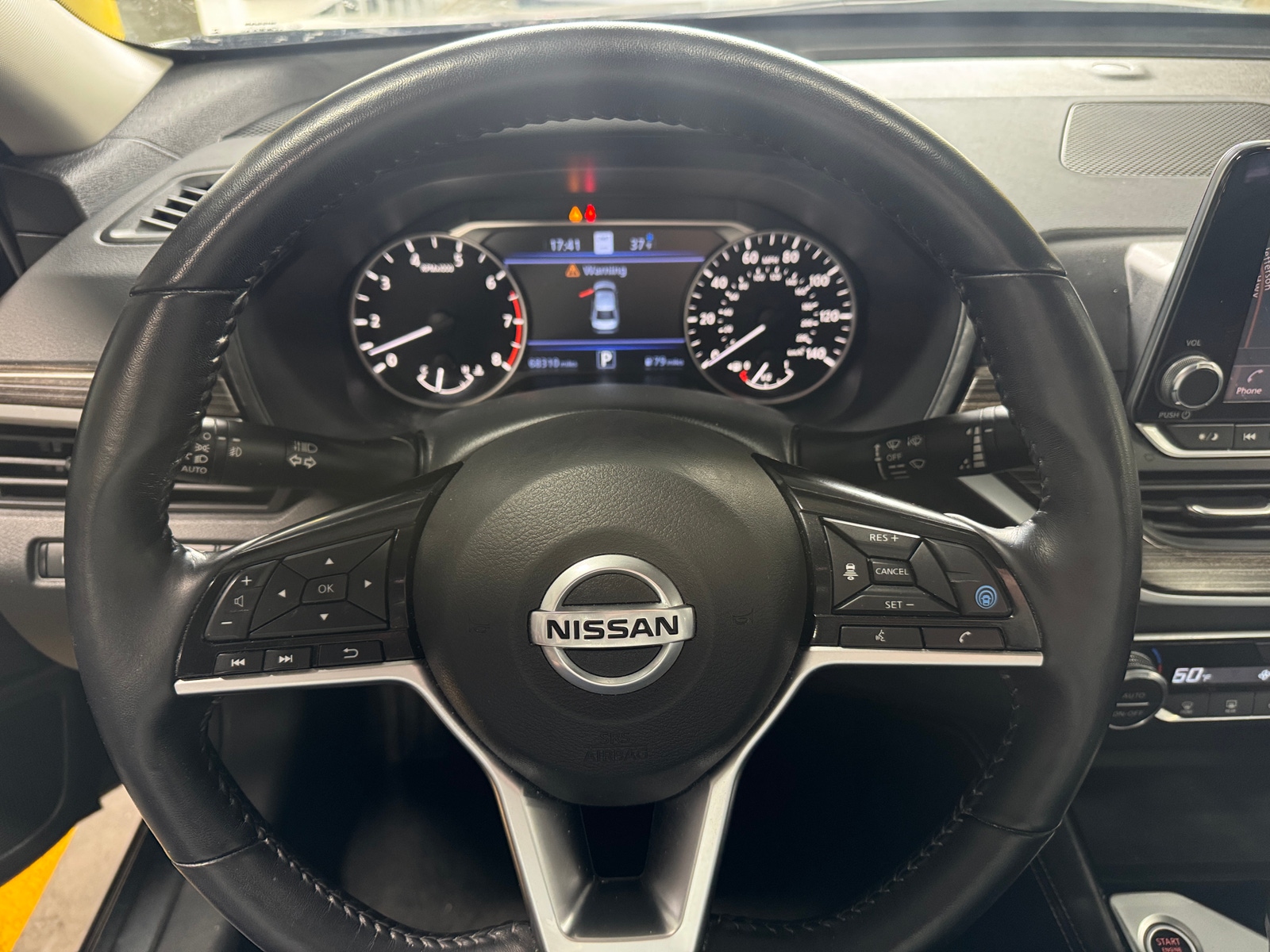 Thumbnail: 2020 Nissan Altima - 4