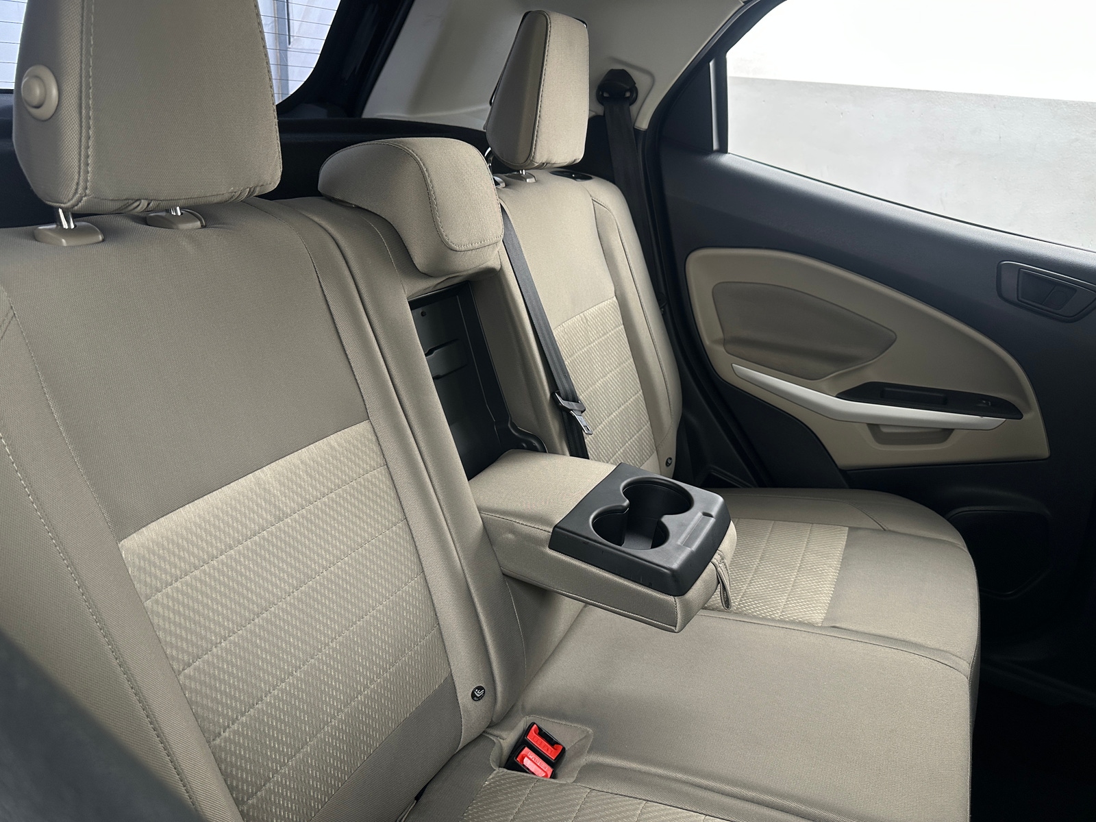 Thumbnail: 2020 Ford EcoSport - 6