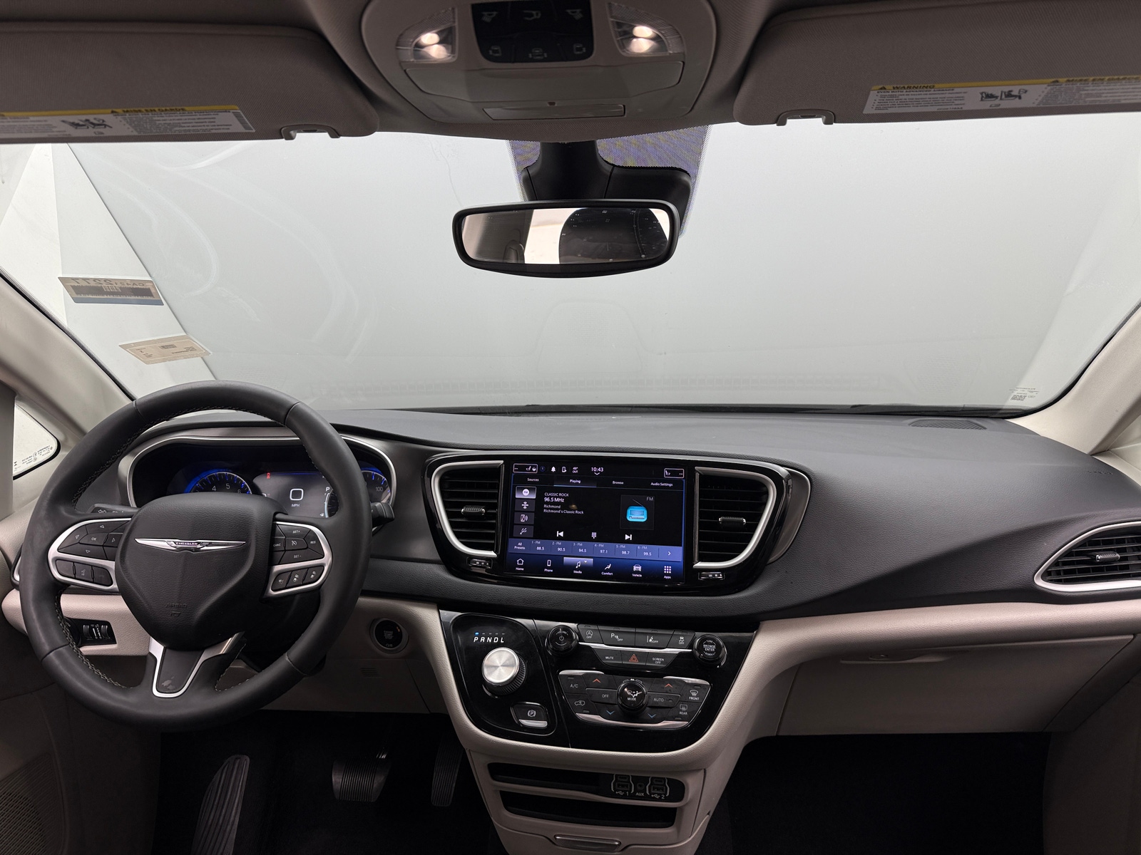 Thumbnail: 2023 Chrysler Pacifica - 2