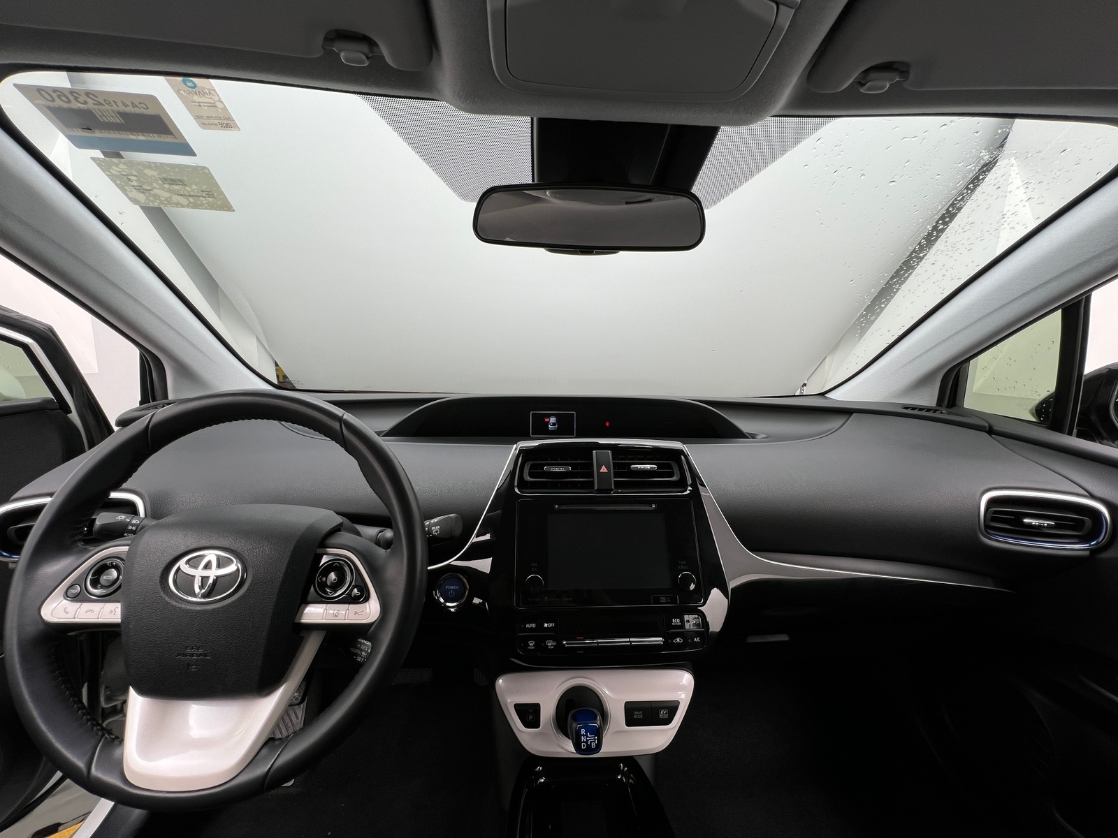 Thumbnail: 2017 Toyota Prius - 2