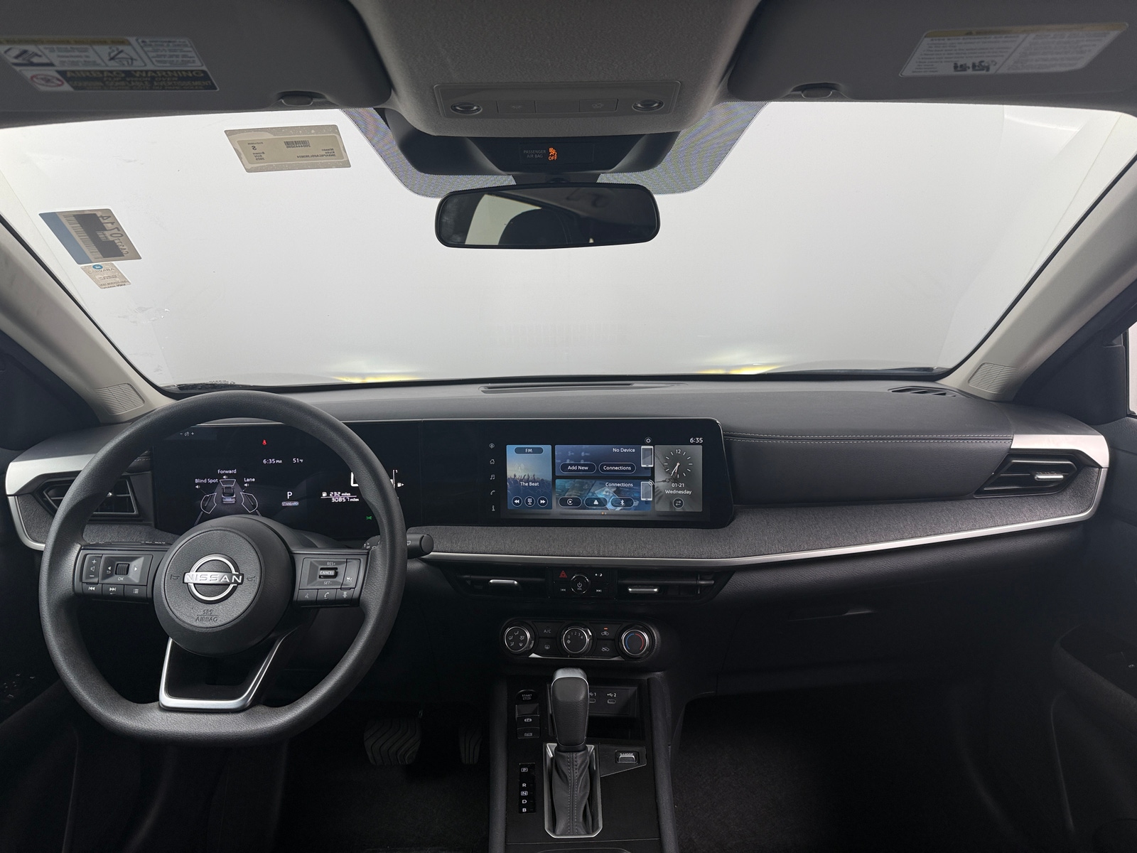 Thumbnail: 2025 Nissan Kicks - 3