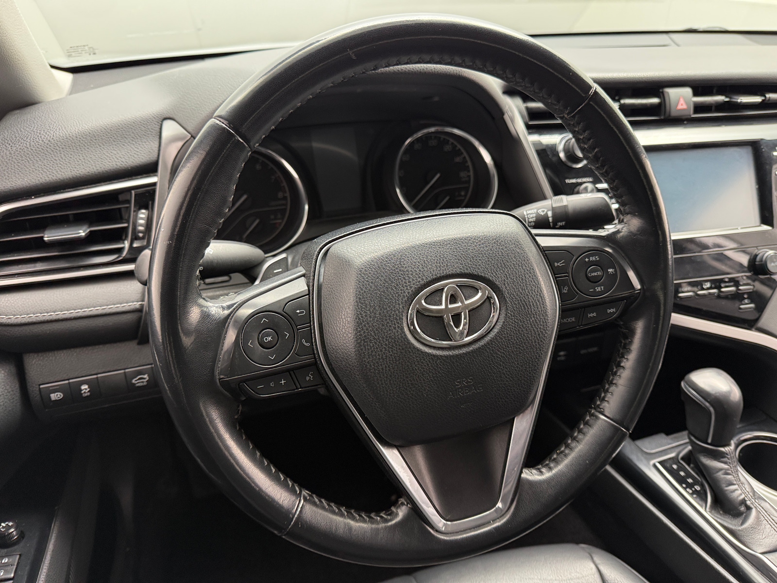 Thumbnail: 2019 Toyota Camry - 4