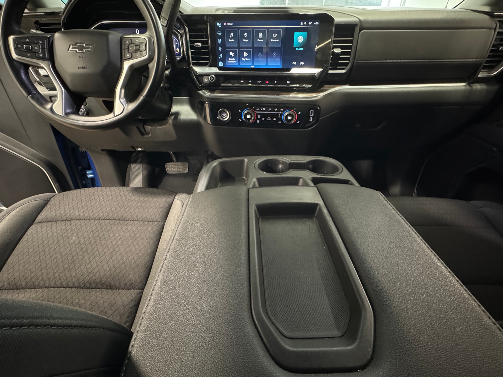 Thumbnail: 2023 Chevrolet Silverado 1500 - 3
