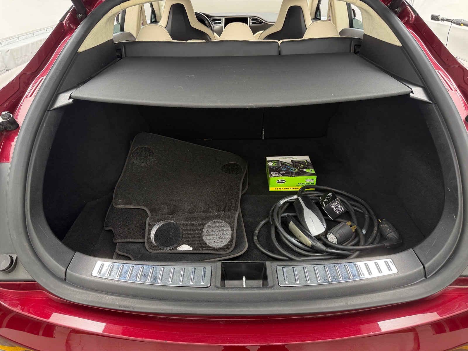 Thumbnail: 2012 Tesla Model S - 6