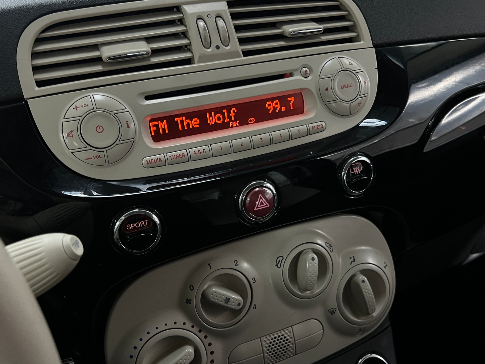 Thumbnail: 2015 Fiat 500 - 4