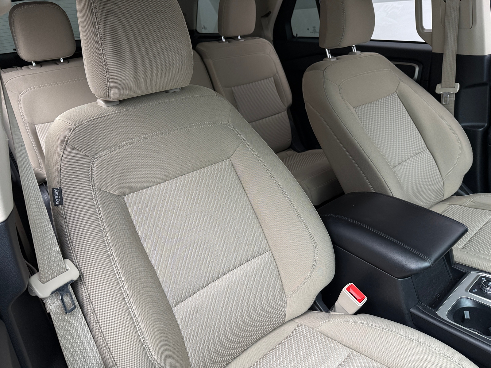 Thumbnail: 2022 Ford Explorer - 2