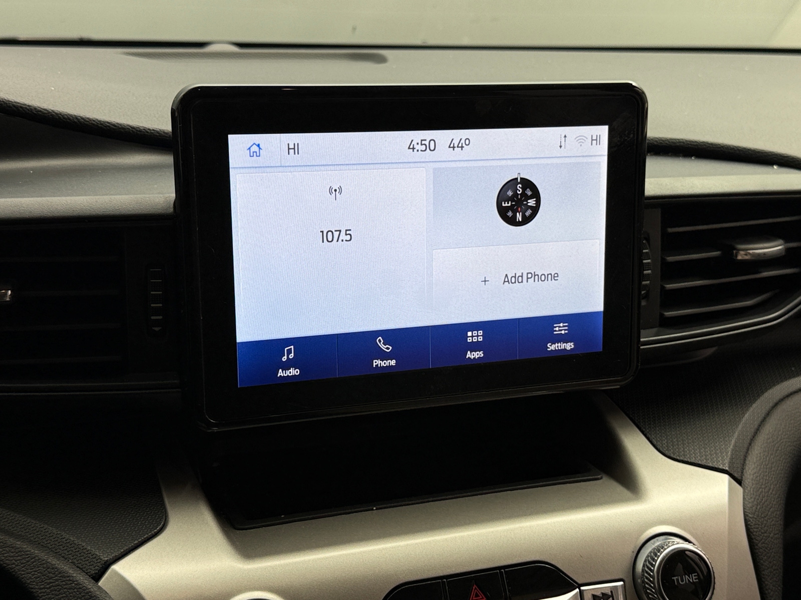 Thumbnail: 2022 Ford Explorer - 4