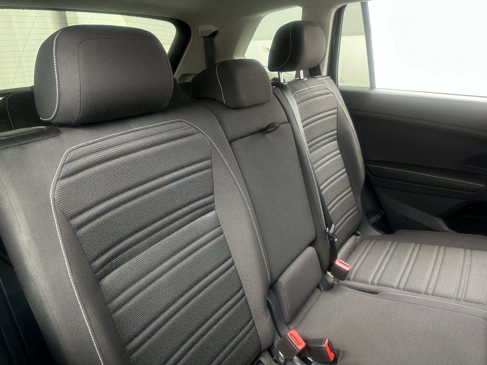 Thumbnail: 2024 Volkswagen Tiguan - 6