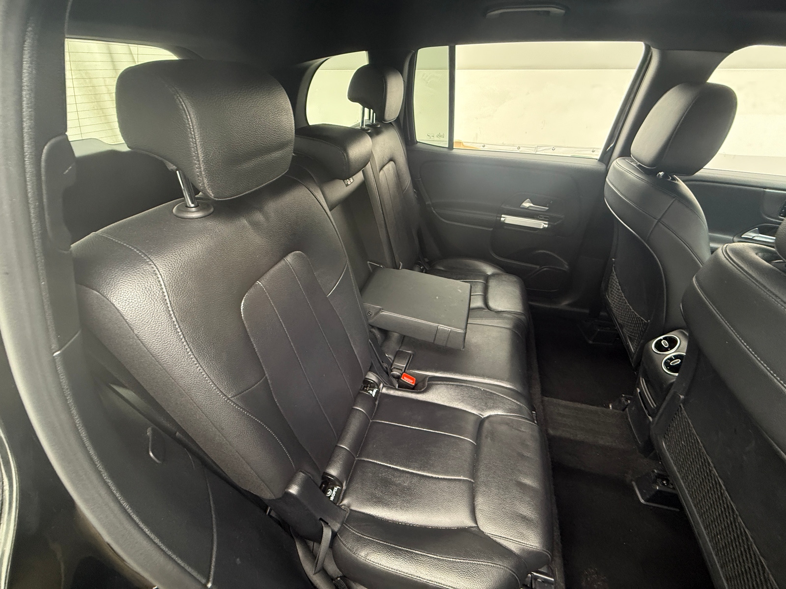 Thumbnail: 2021 Mercedes-Benz GLB - 5