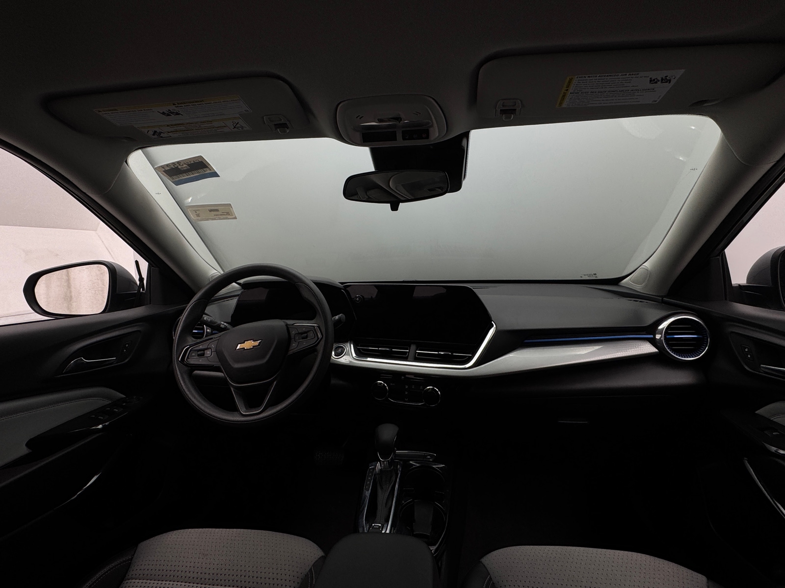 Thumbnail: 2025 Chevrolet Trax - 3