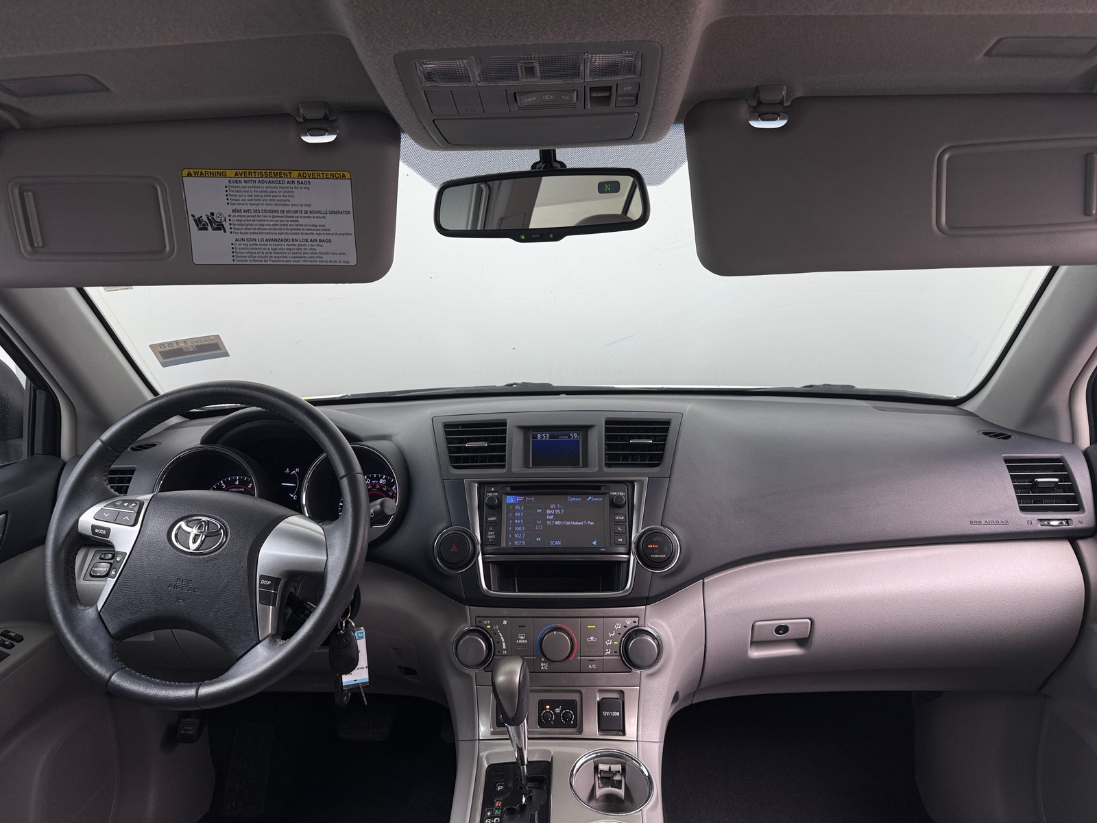 Thumbnail: 2013 Toyota Highlander - 3