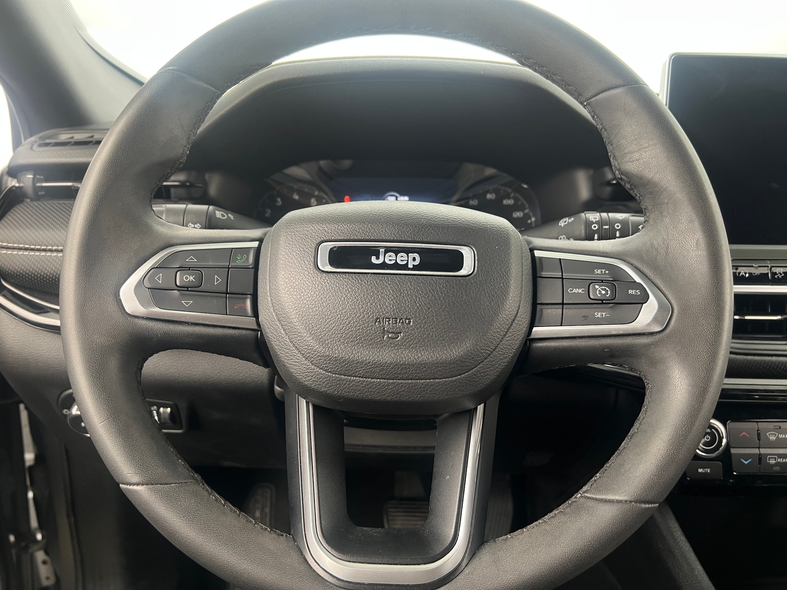 Thumbnail: 2022 Jeep Compass - 5