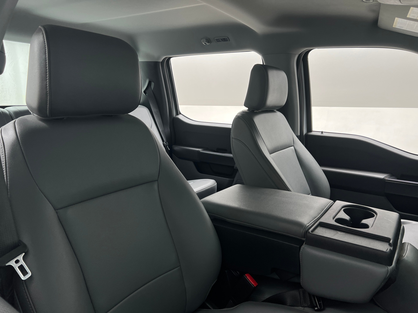 Thumbnail: 2022 Ford Econoline - 2