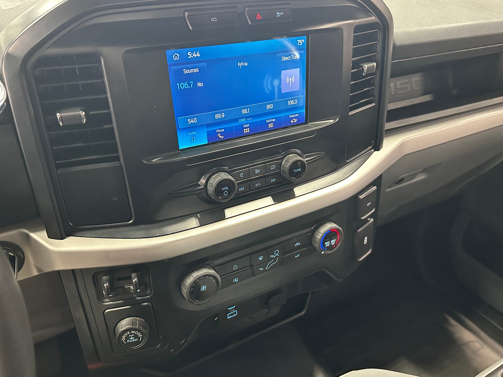 Thumbnail: 2022 Ford Econoline - 4