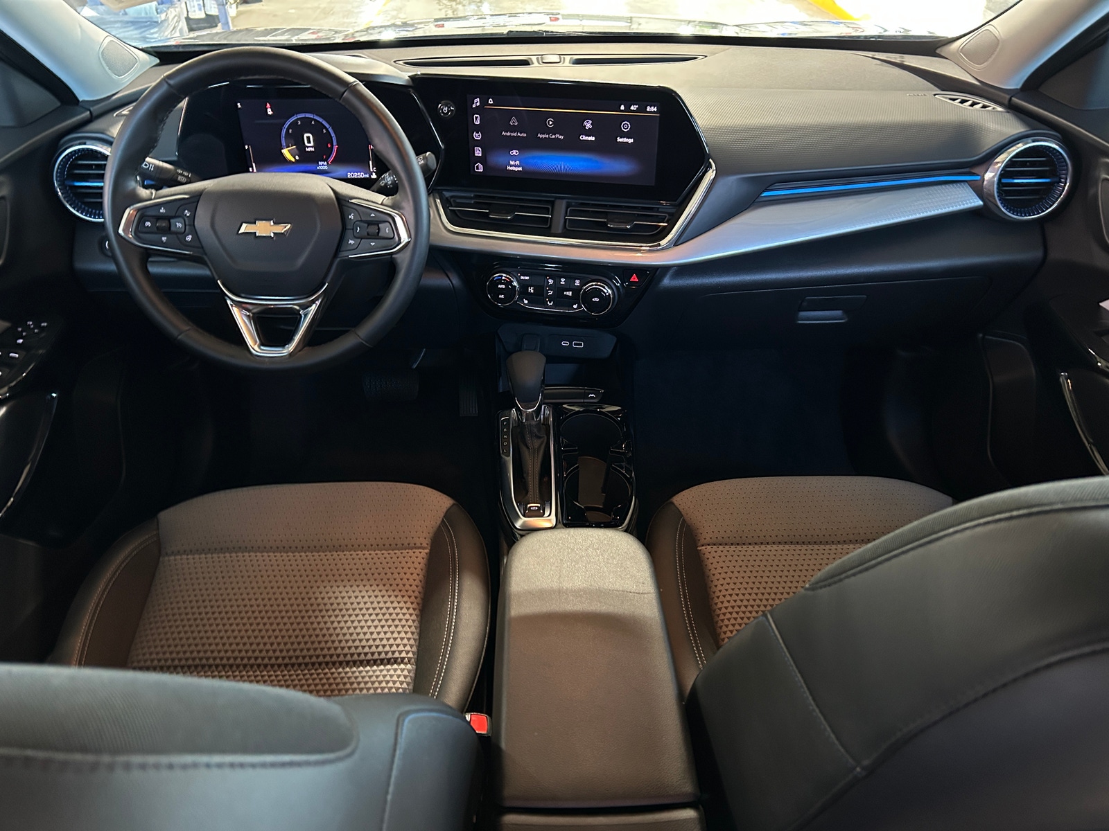 Thumbnail: 2025 Chevrolet Trax - 3