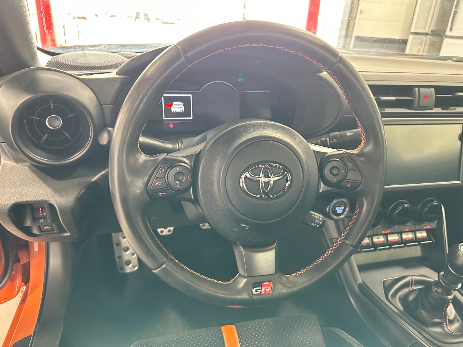 Thumbnail: 2023 Toyota GR86 - 3