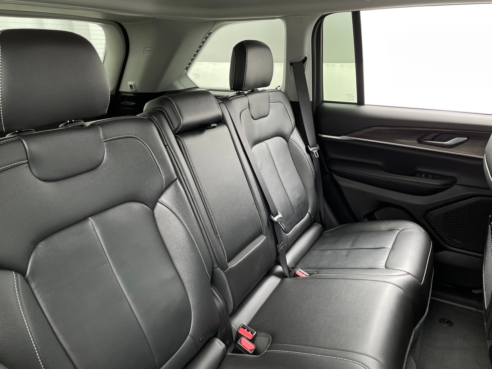 Thumbnail: 2023 Jeep Grand Cherokee - 5