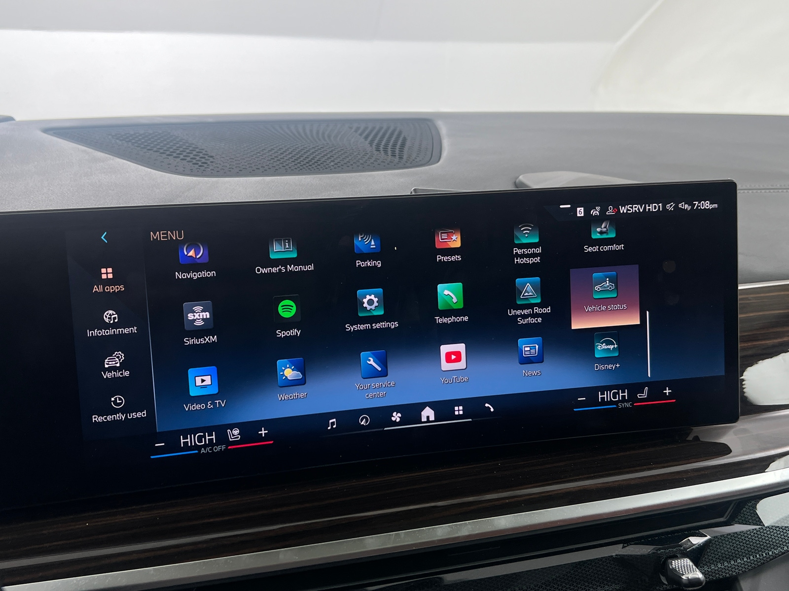 Thumbnail: 2025 BMW X7 - 3