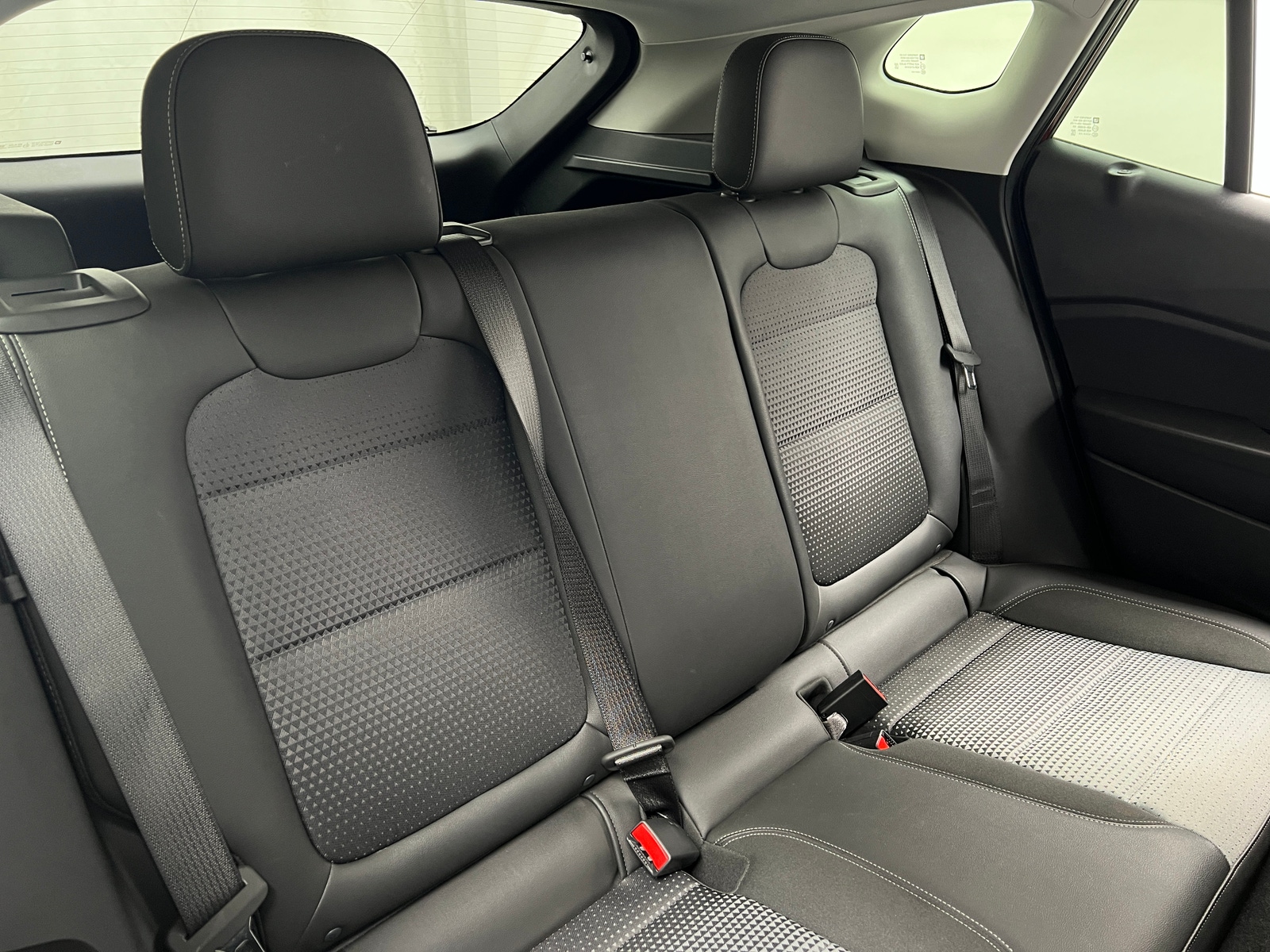 Thumbnail: 2025 Chevrolet Trax - 6