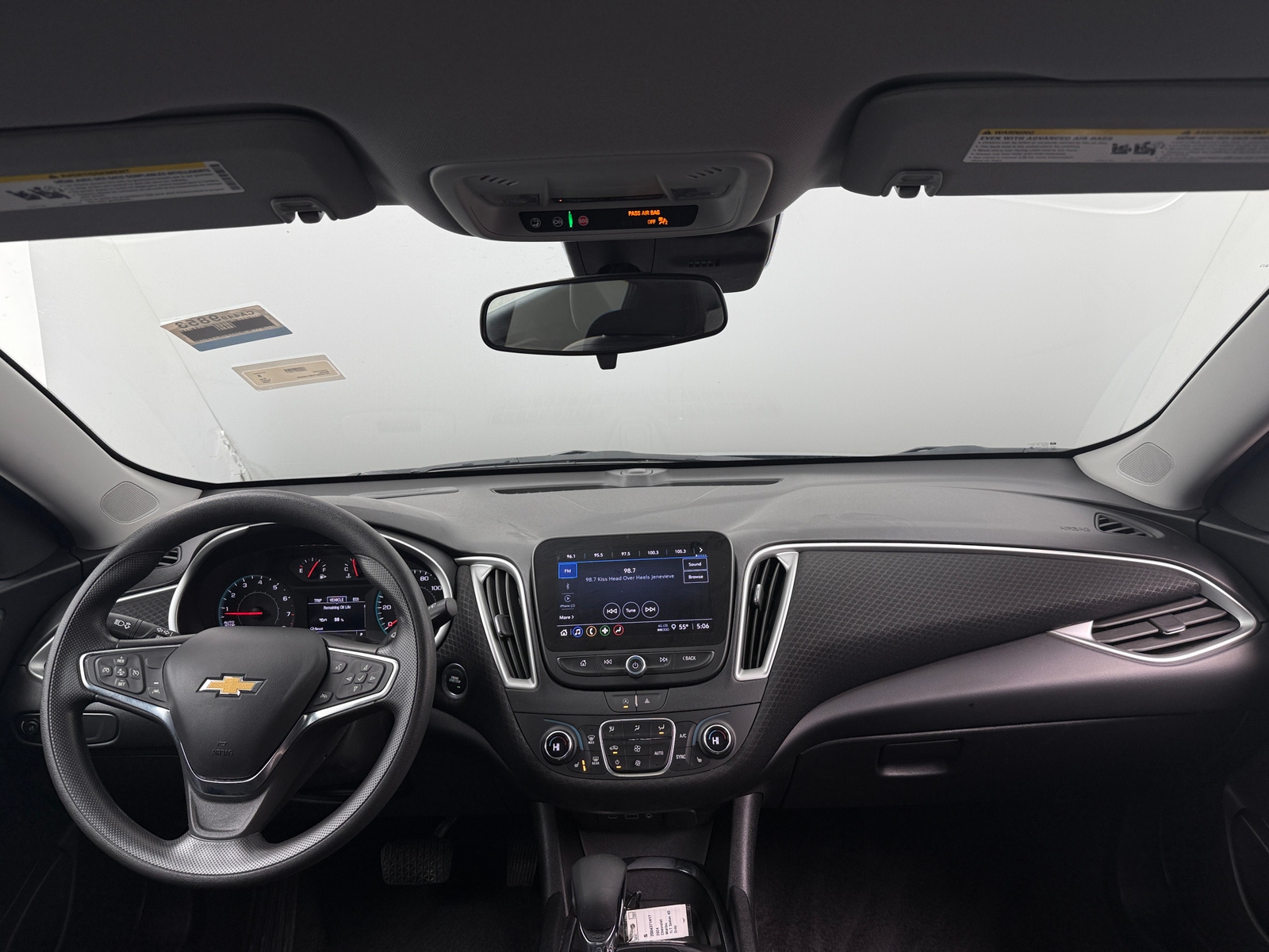 Thumbnail: 2024 Chevrolet Malibu - 3