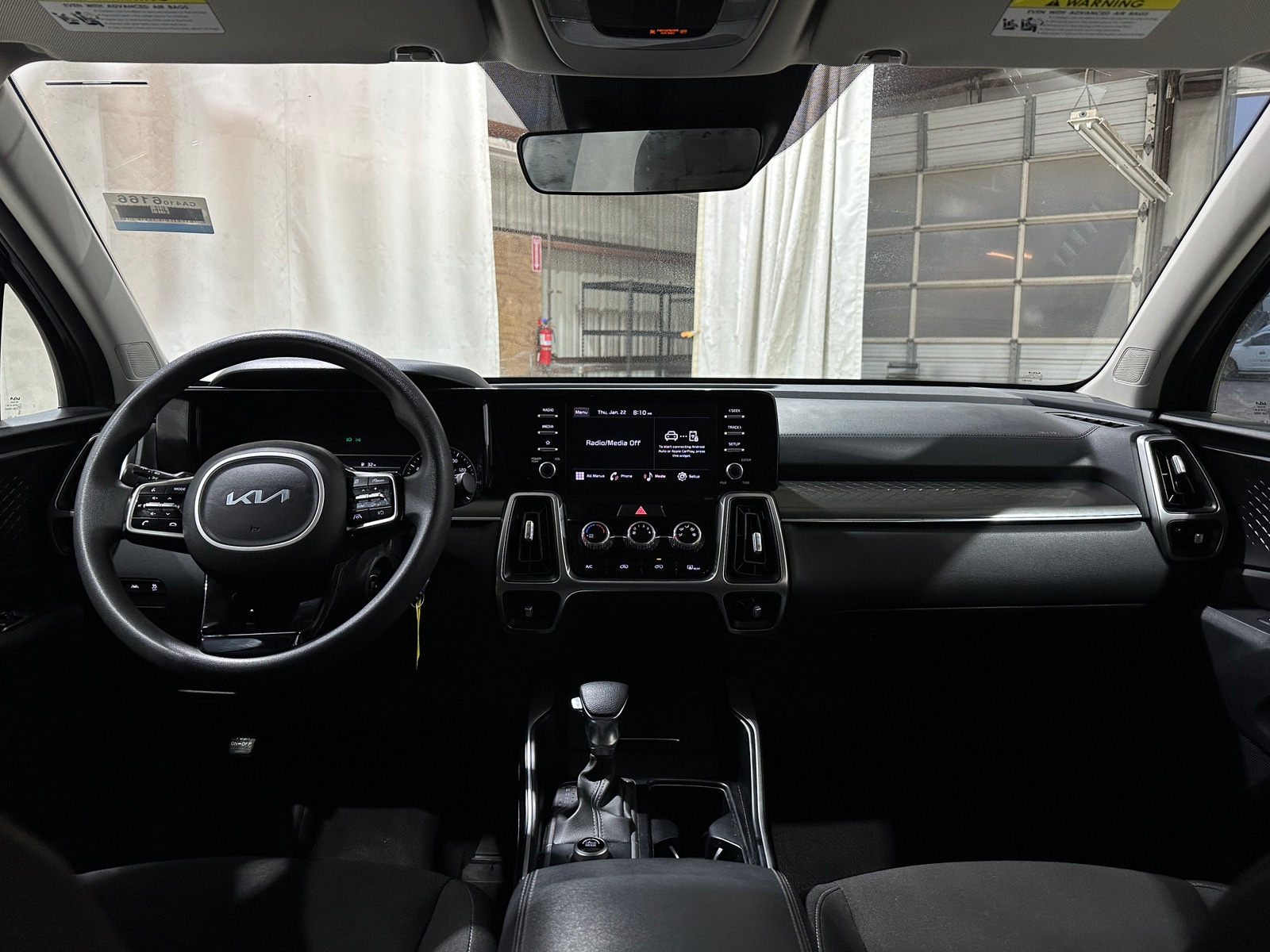 Thumbnail: 2022 Kia Sorento - 3