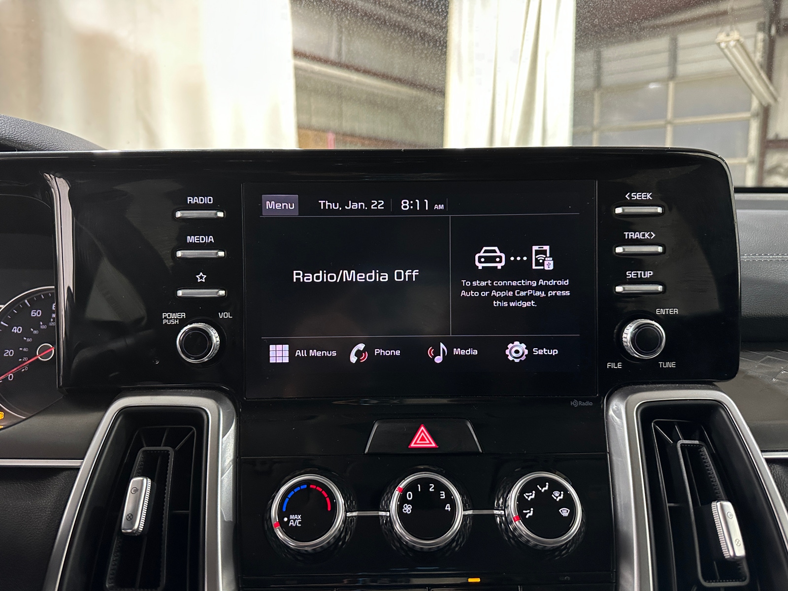 Thumbnail: 2022 Kia Sorento - 4