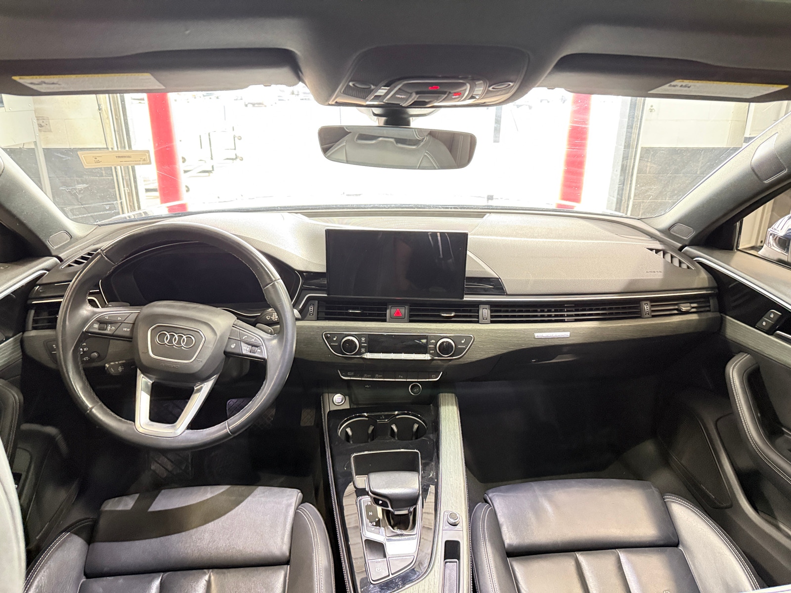 Thumbnail: 2023 Audi A4 - 2