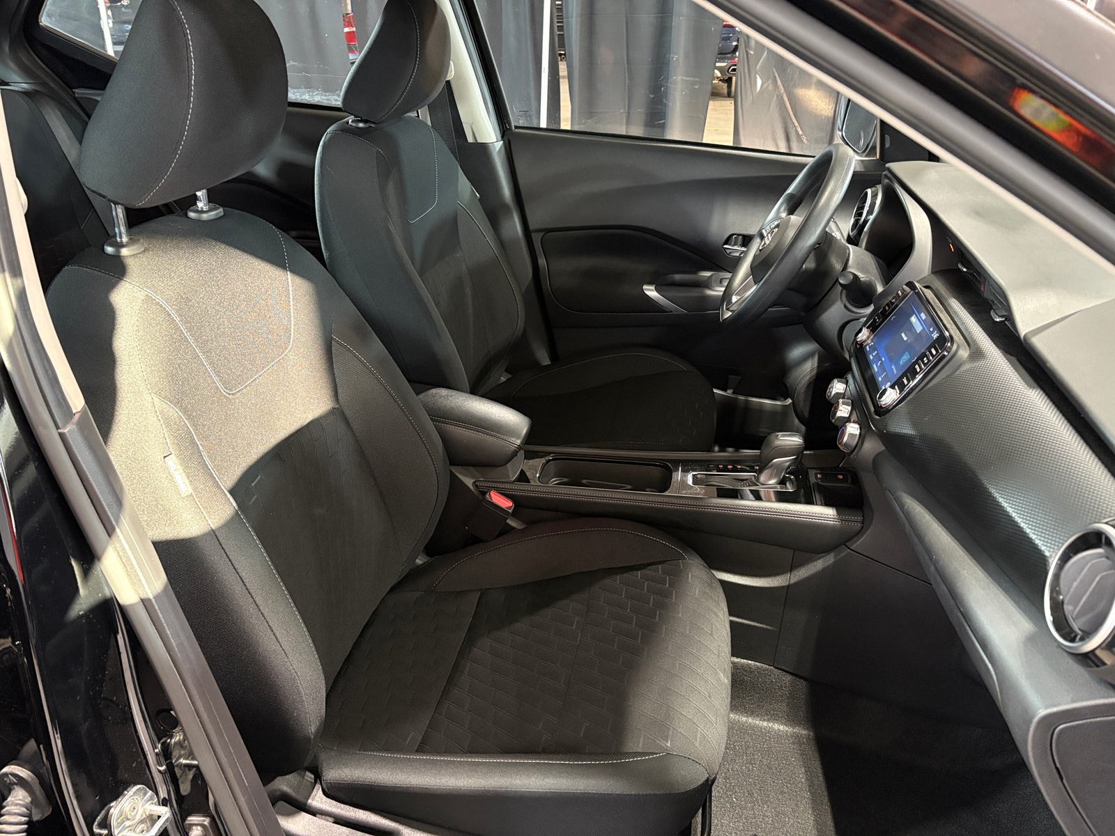 Thumbnail: 2024 Nissan Kicks - 2