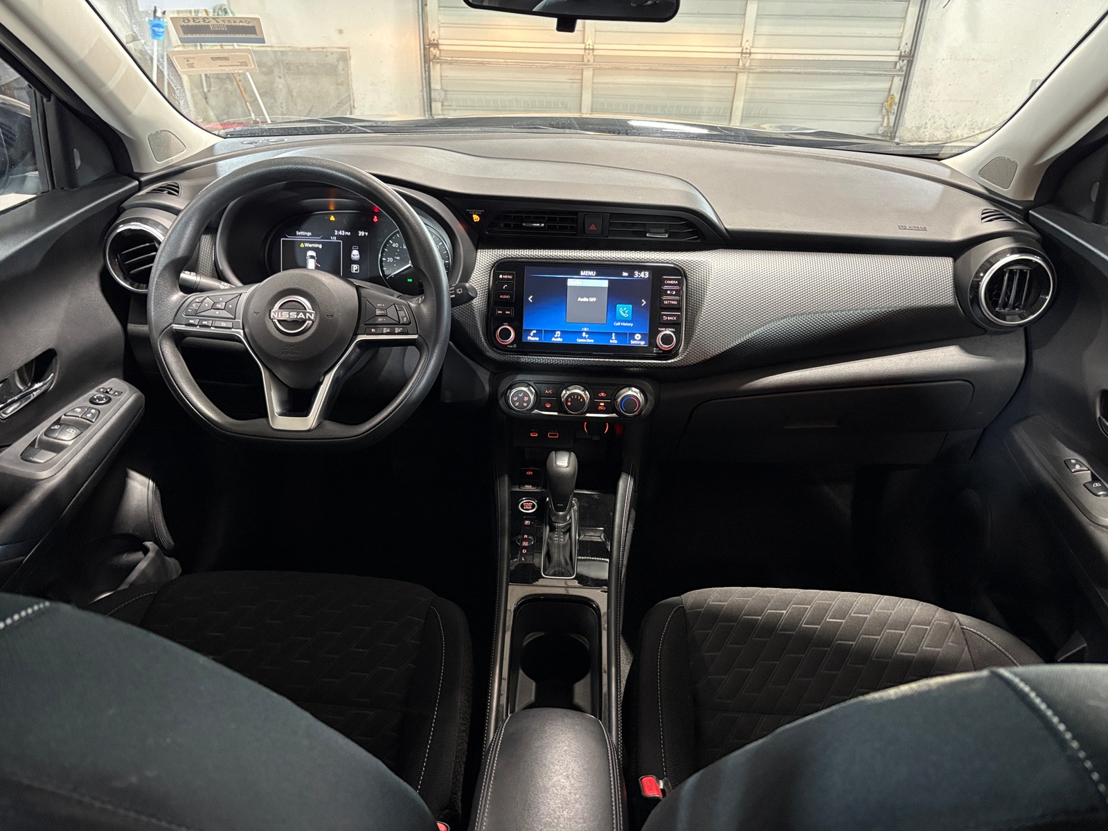 Thumbnail: 2024 Nissan Kicks - 3