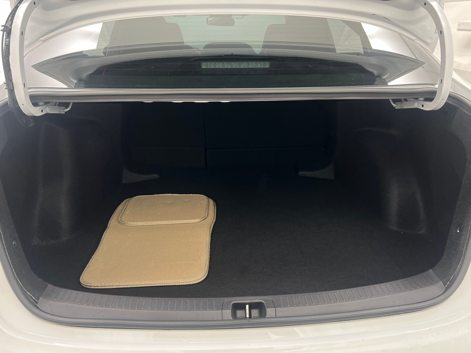 Thumbnail: 2025 Toyota Corolla - 7