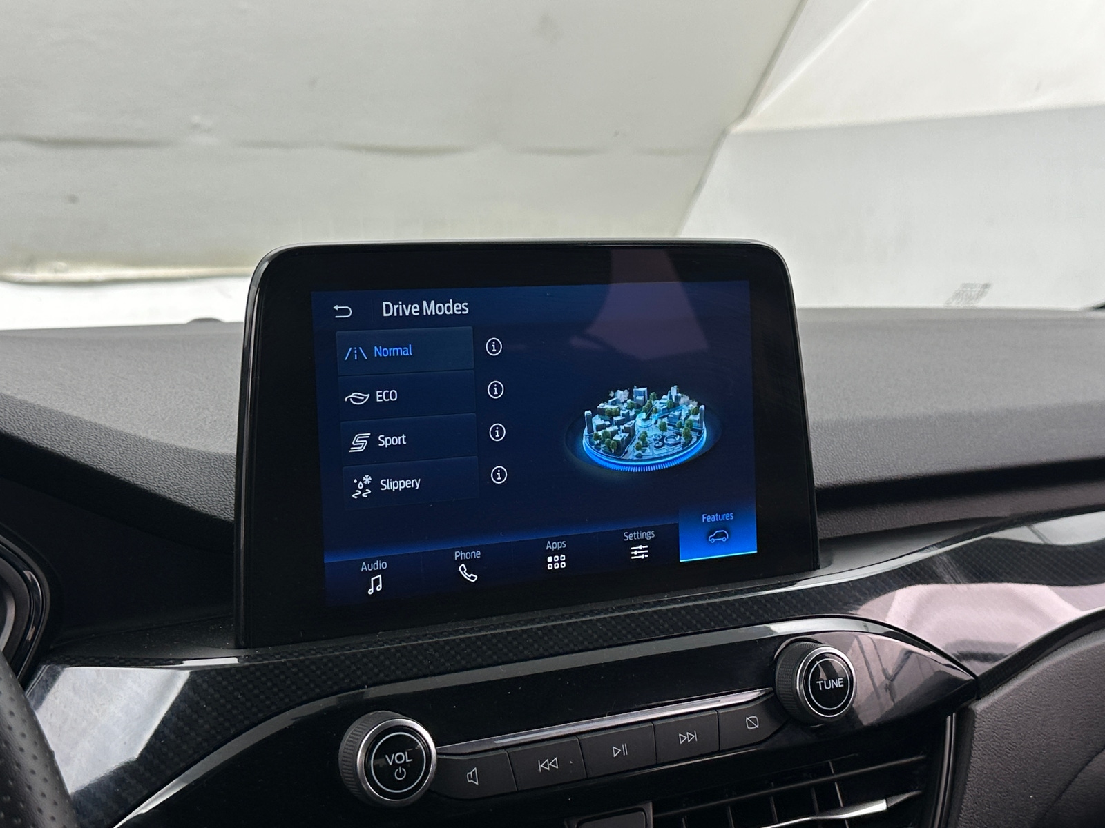 Thumbnail: 2024 Ford Escape - 3