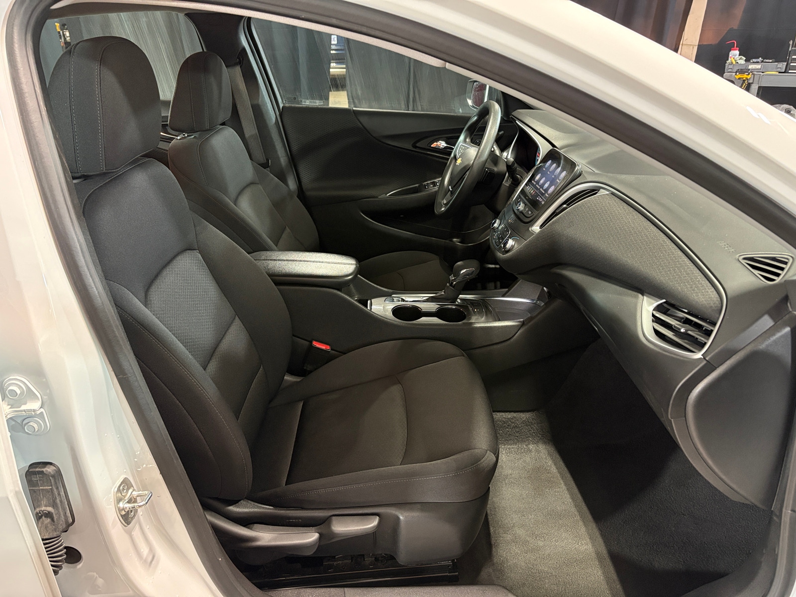 Thumbnail: 2024 Chevrolet Malibu - 2