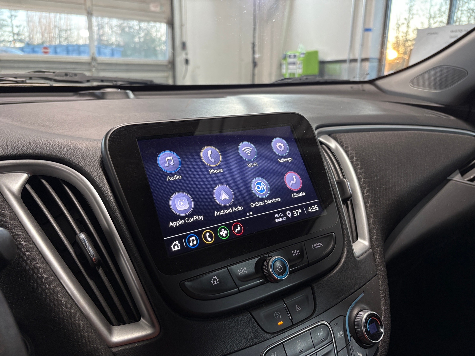 Thumbnail: 2024 Chevrolet Malibu - 4