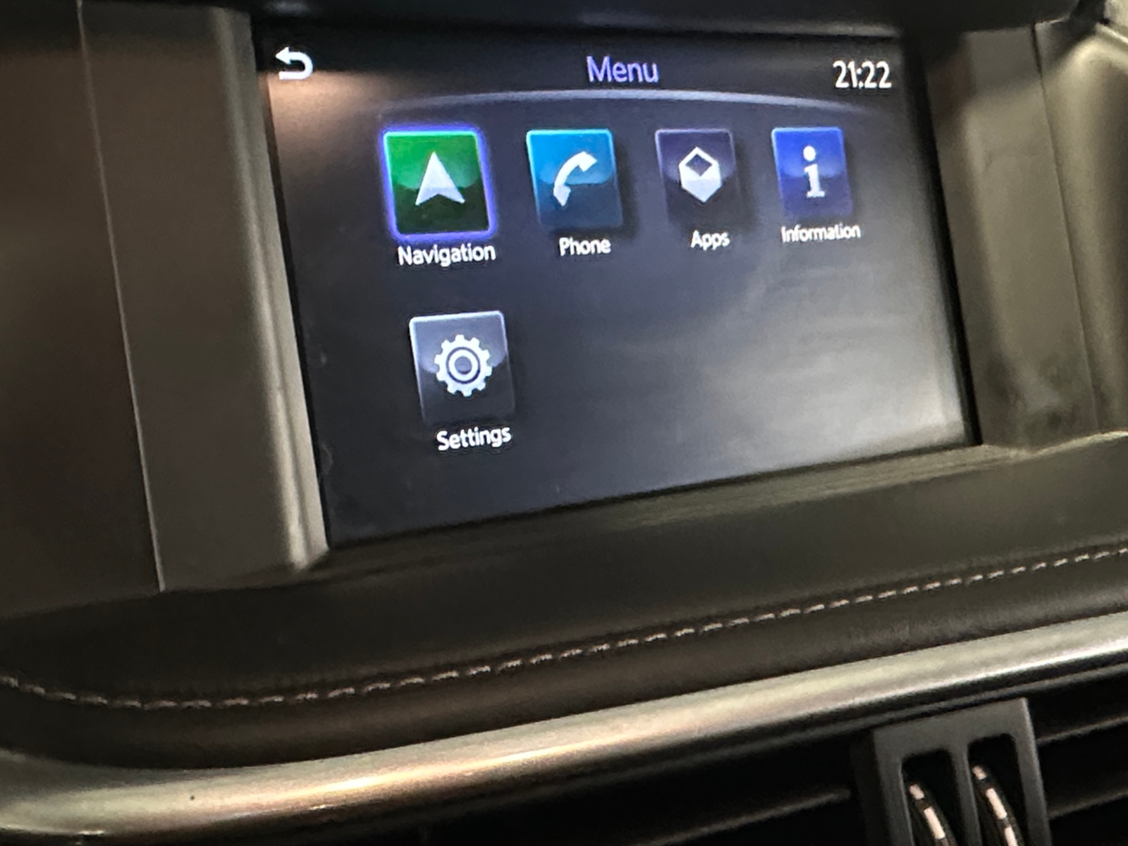 Thumbnail: 2018 INFINITI QX30 - 3