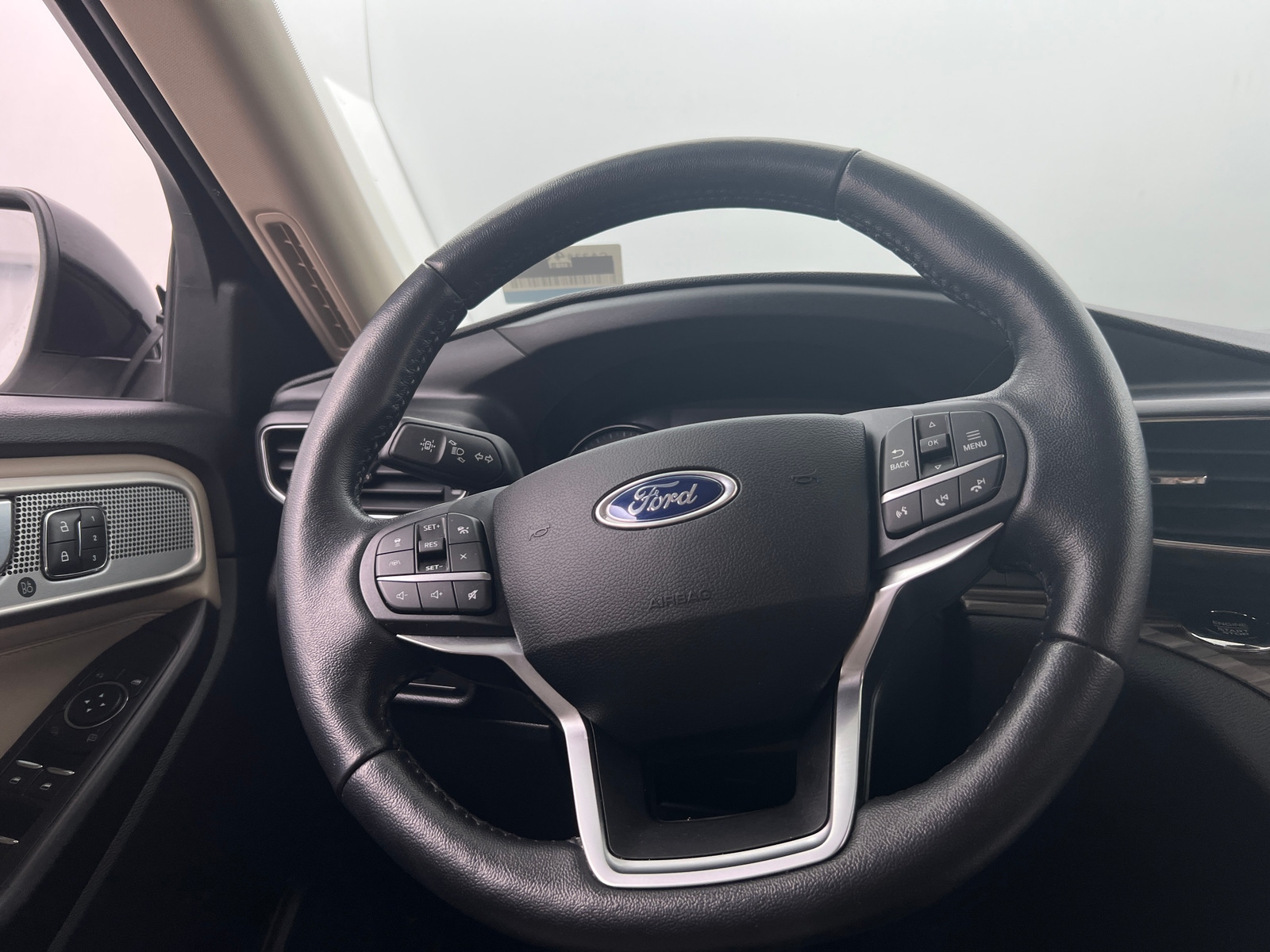 Thumbnail: 2020 Ford Explorer - 3