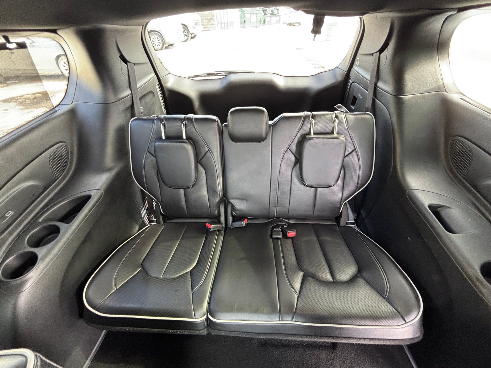 Thumbnail: 2025 Chrysler Pacifica - 5