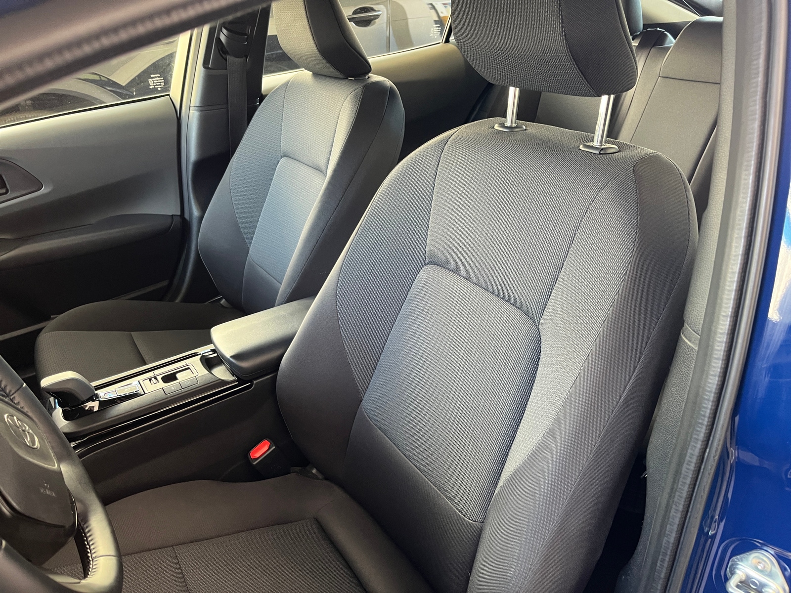 Thumbnail: 2025 Toyota Prius - 2