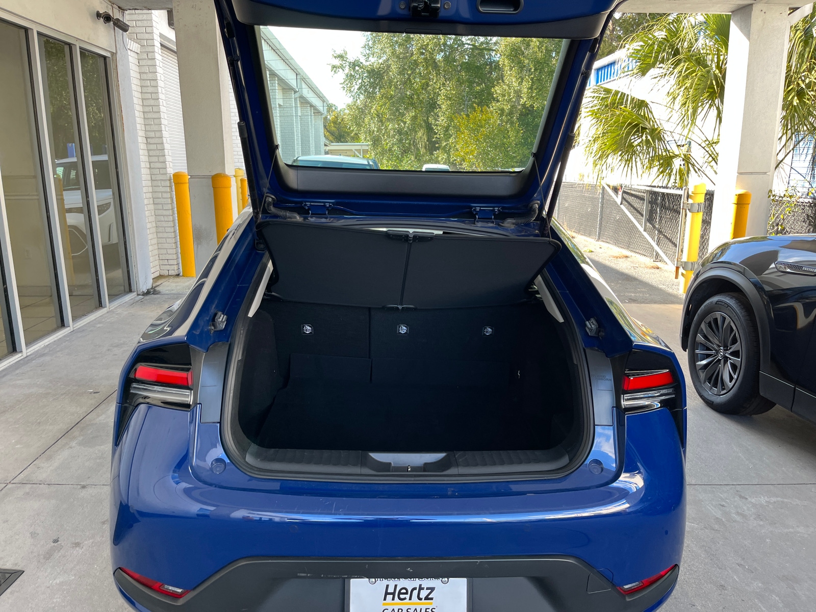 Thumbnail: 2025 Toyota Prius - 6