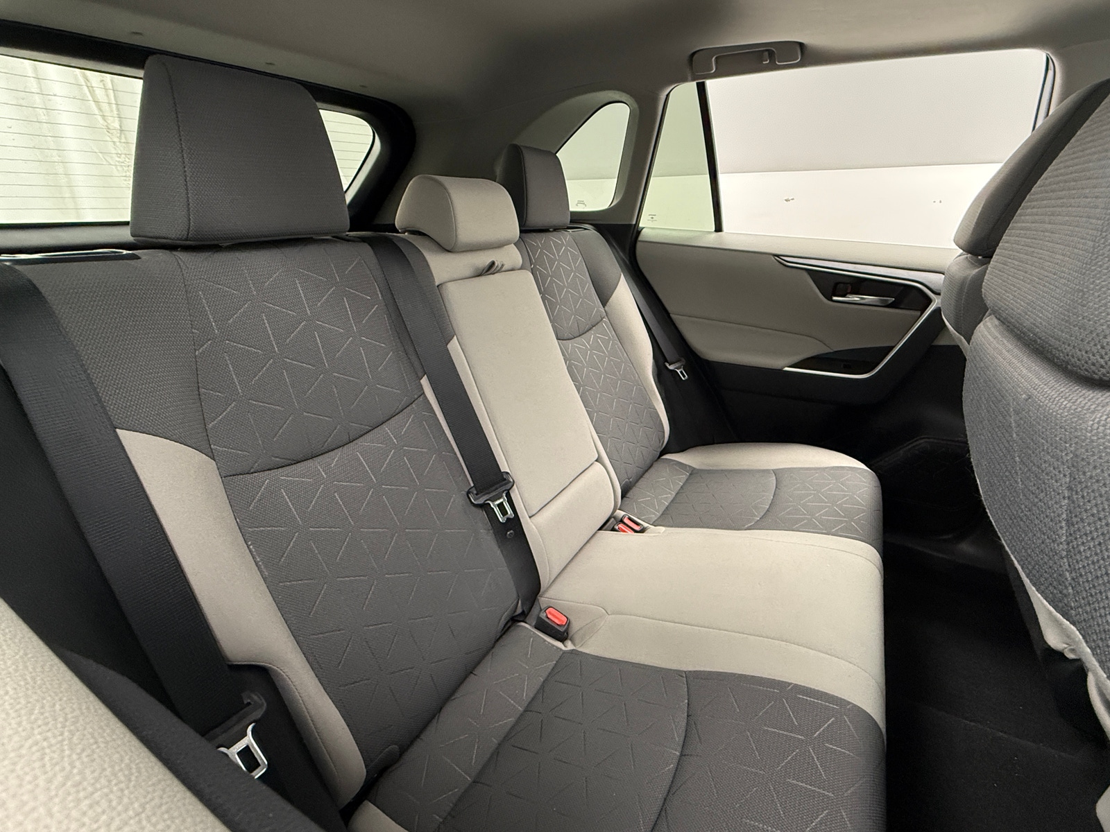 Thumbnail: 2022 Toyota RAV4 - 6