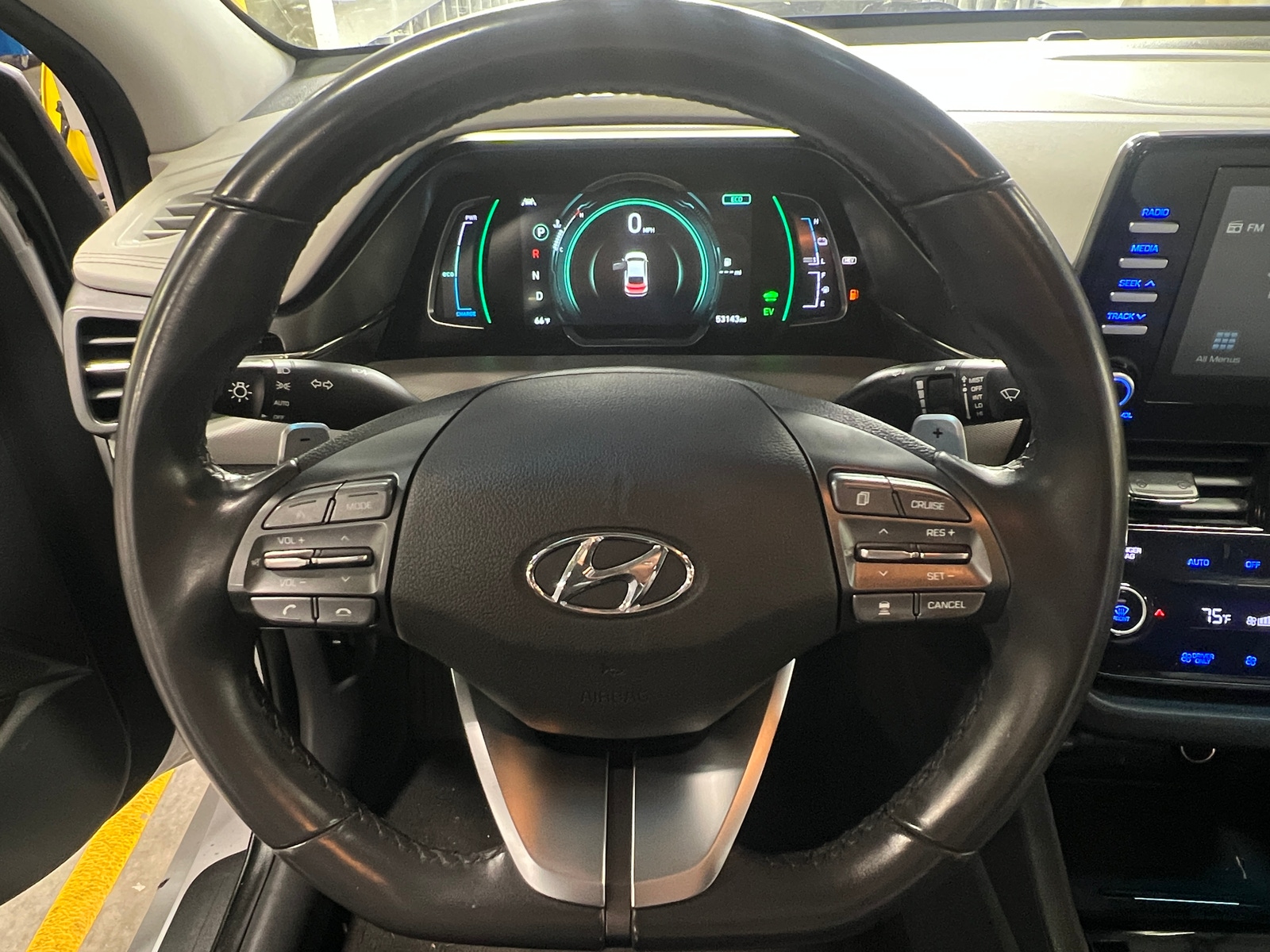 Thumbnail: 2020 Hyundai Ioniq - 5