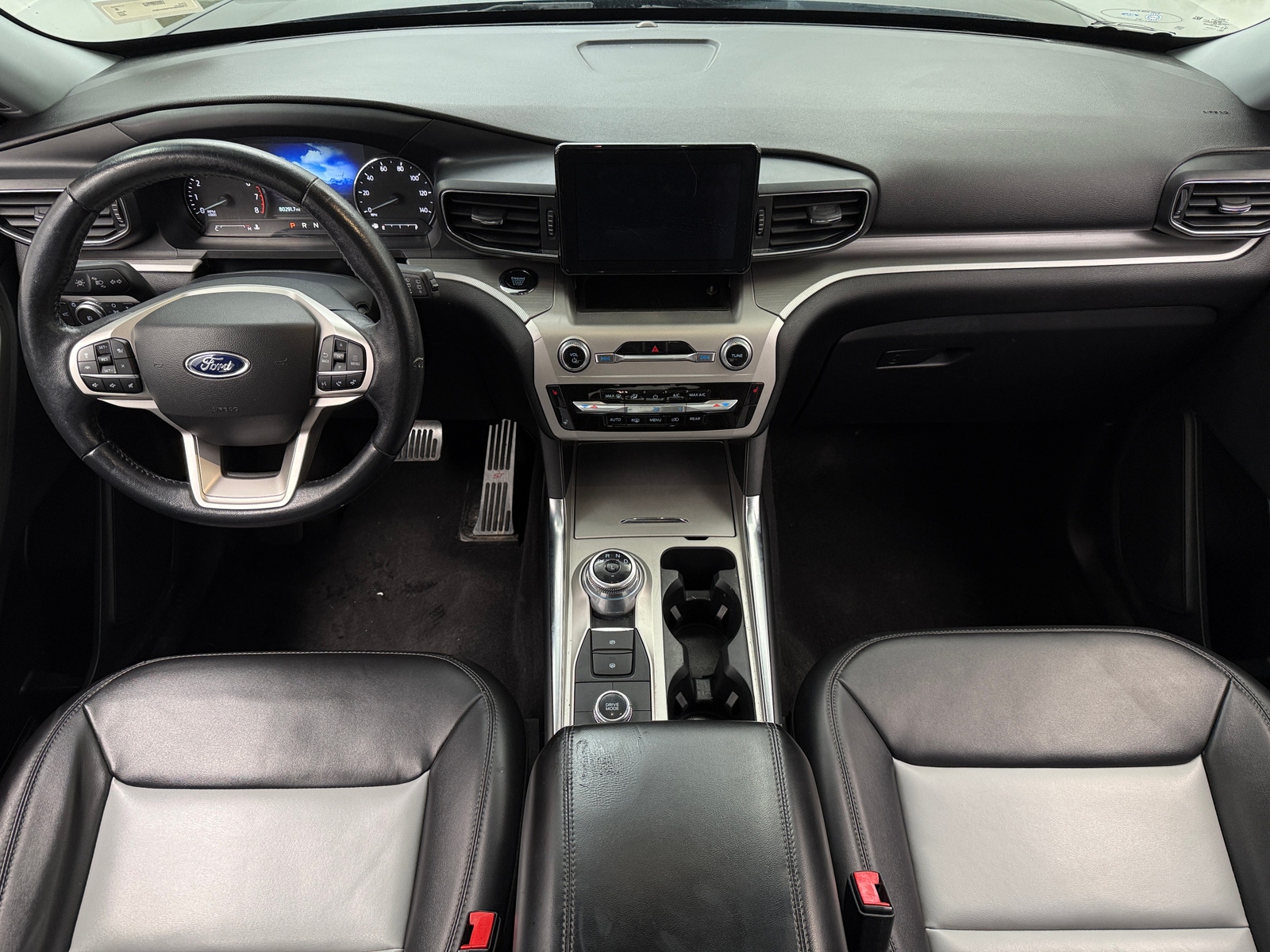 Thumbnail: 2022 Ford Explorer - 3