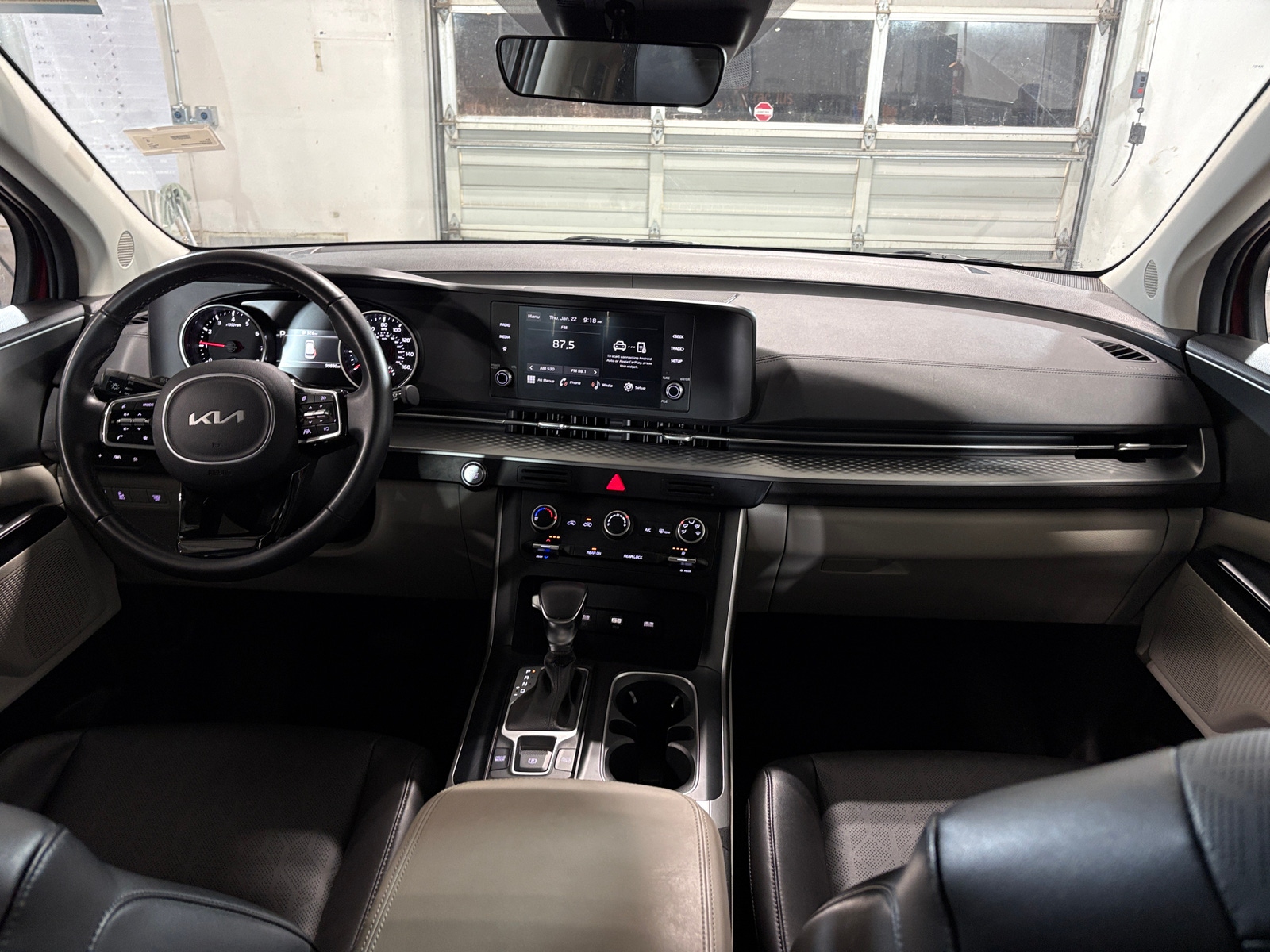 Thumbnail: 2024 Kia Carnival - 2