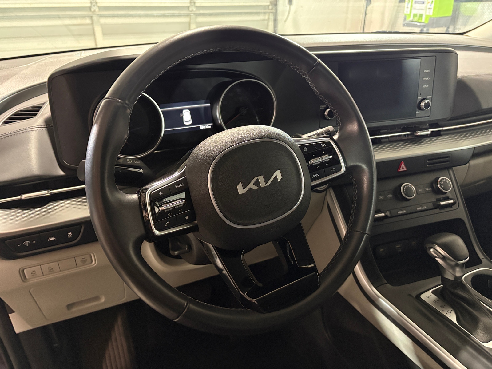 Thumbnail: 2024 Kia Carnival - 4