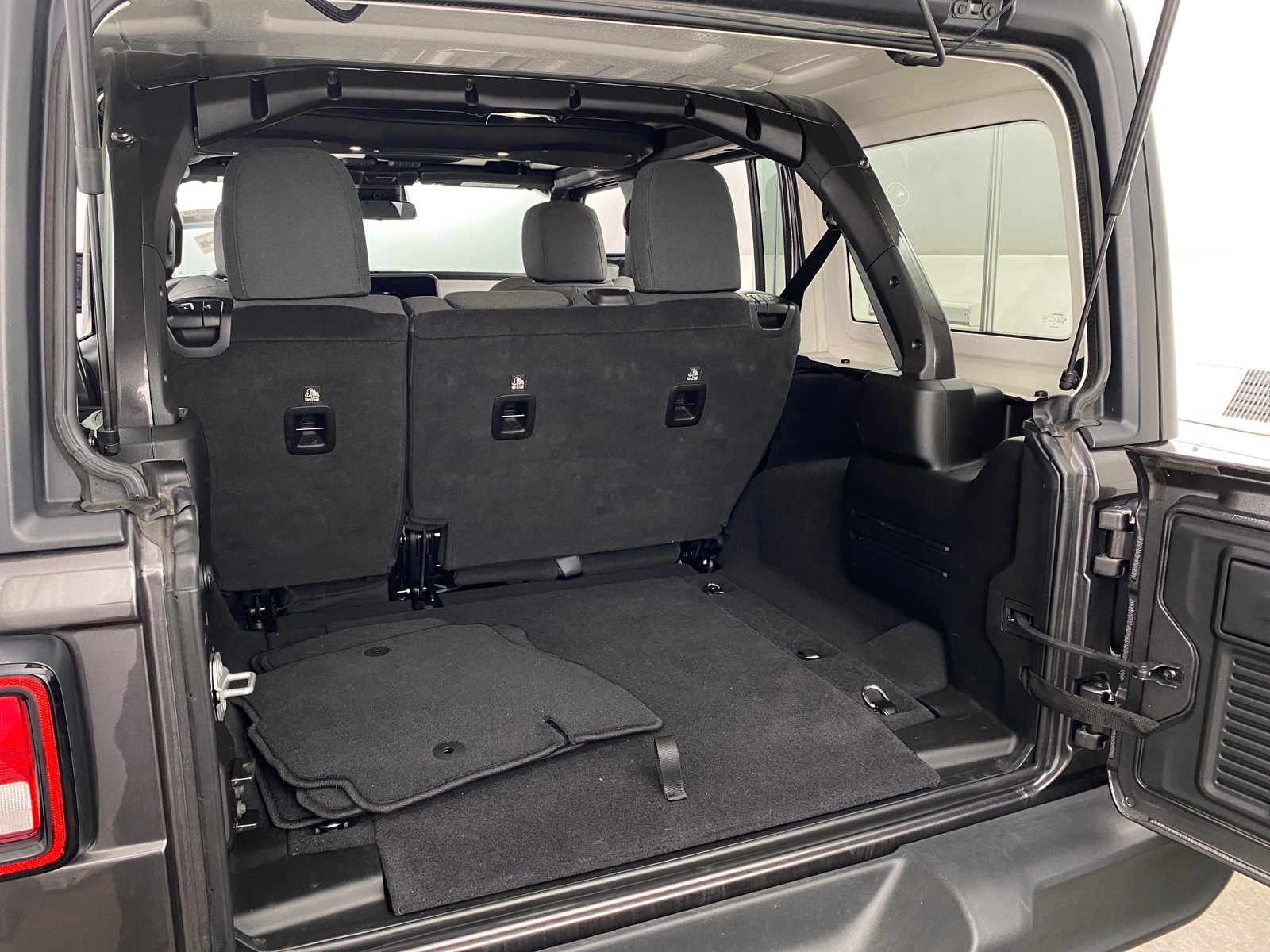 Thumbnail: 2025 Jeep Wrangler - 7