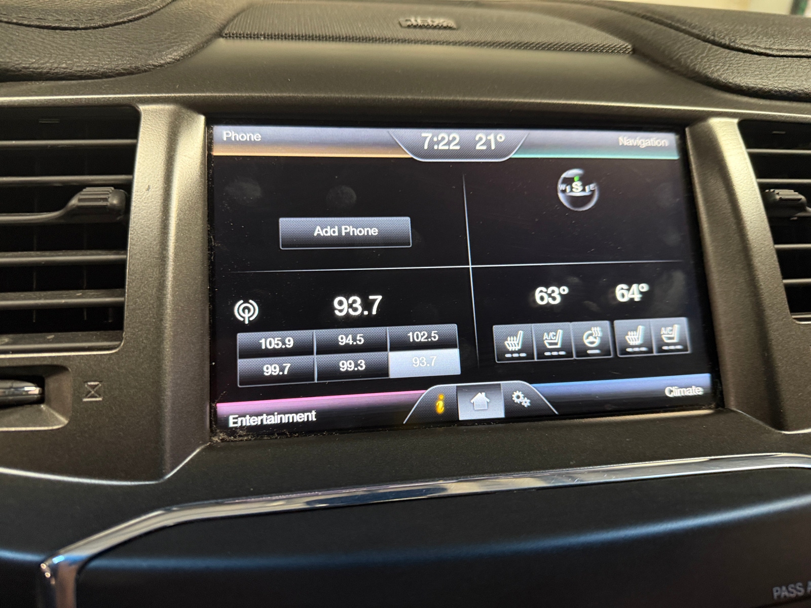 Thumbnail: 2015 Lincoln MKS - 3