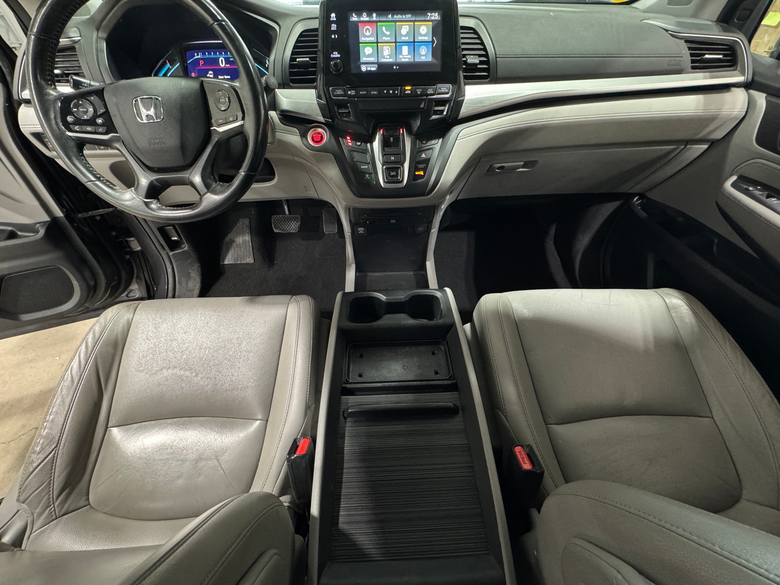 Thumbnail: 2018 Honda Odyssey - 2