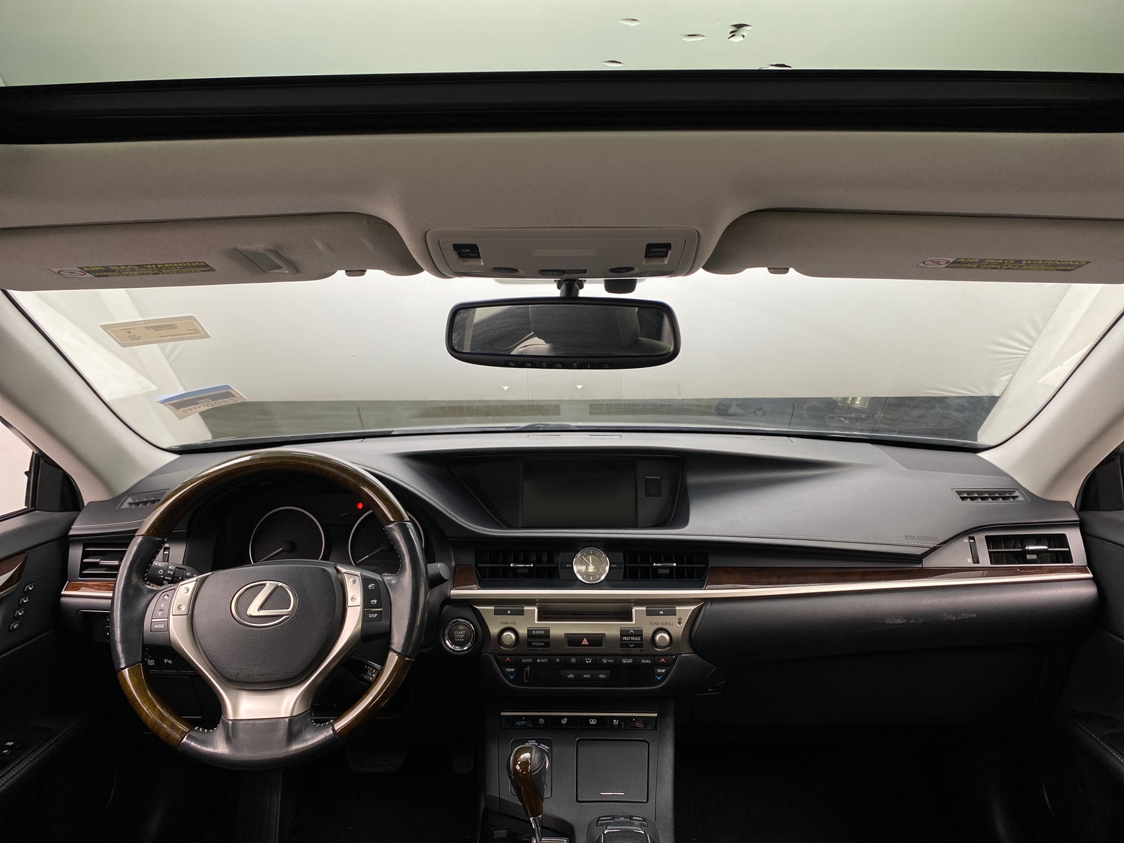 Thumbnail: 2013 Lexus ES - 2