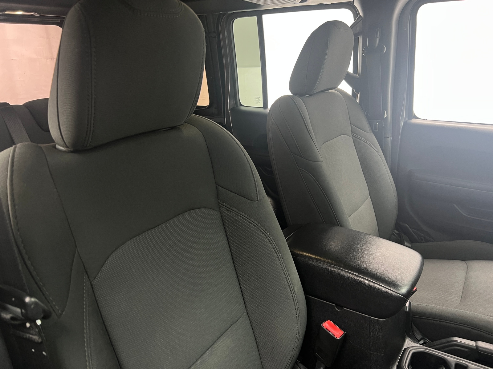 Thumbnail: 2019 Jeep Wrangler - 2