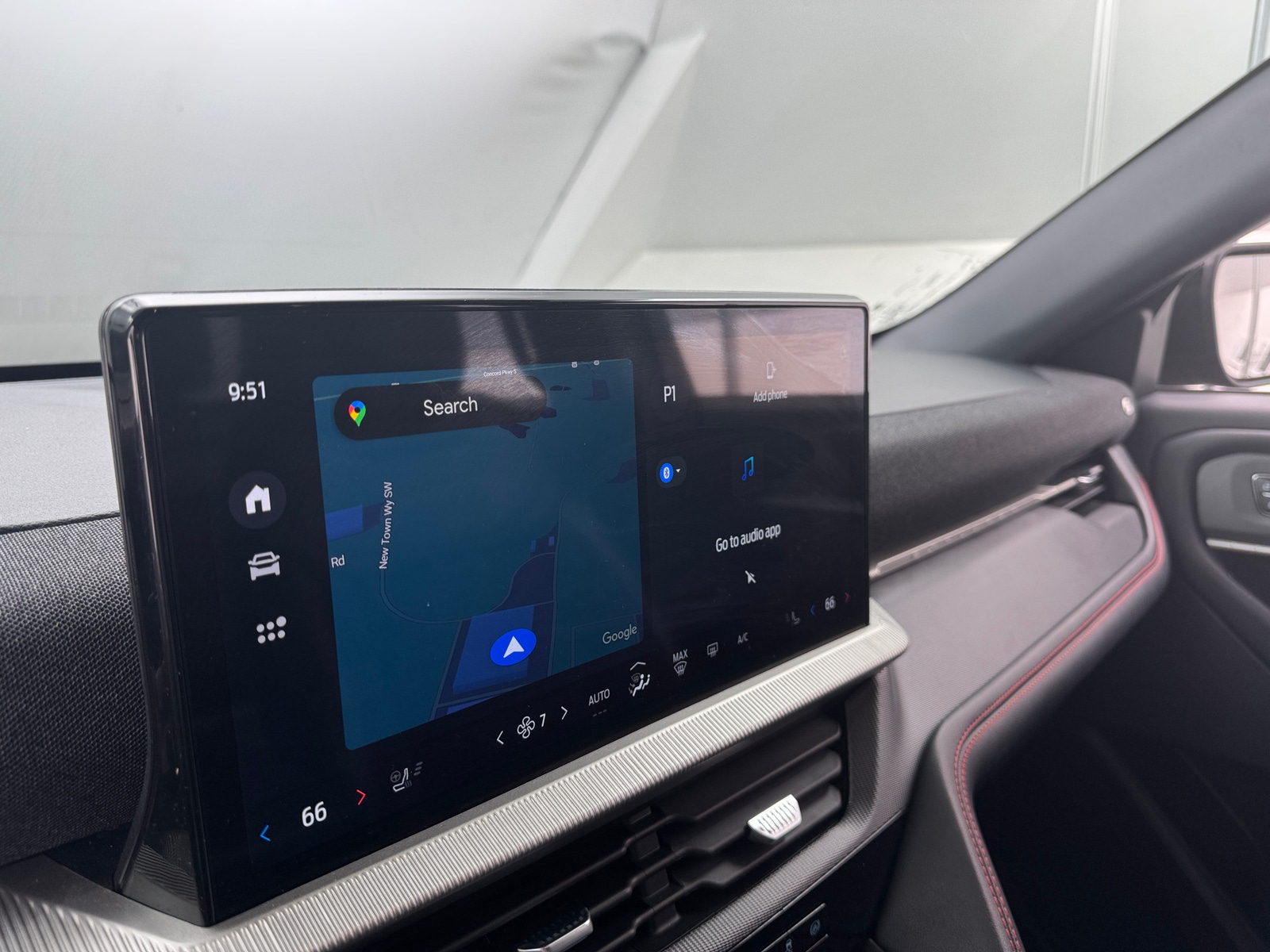 Thumbnail: 2025 Ford Explorer - 4