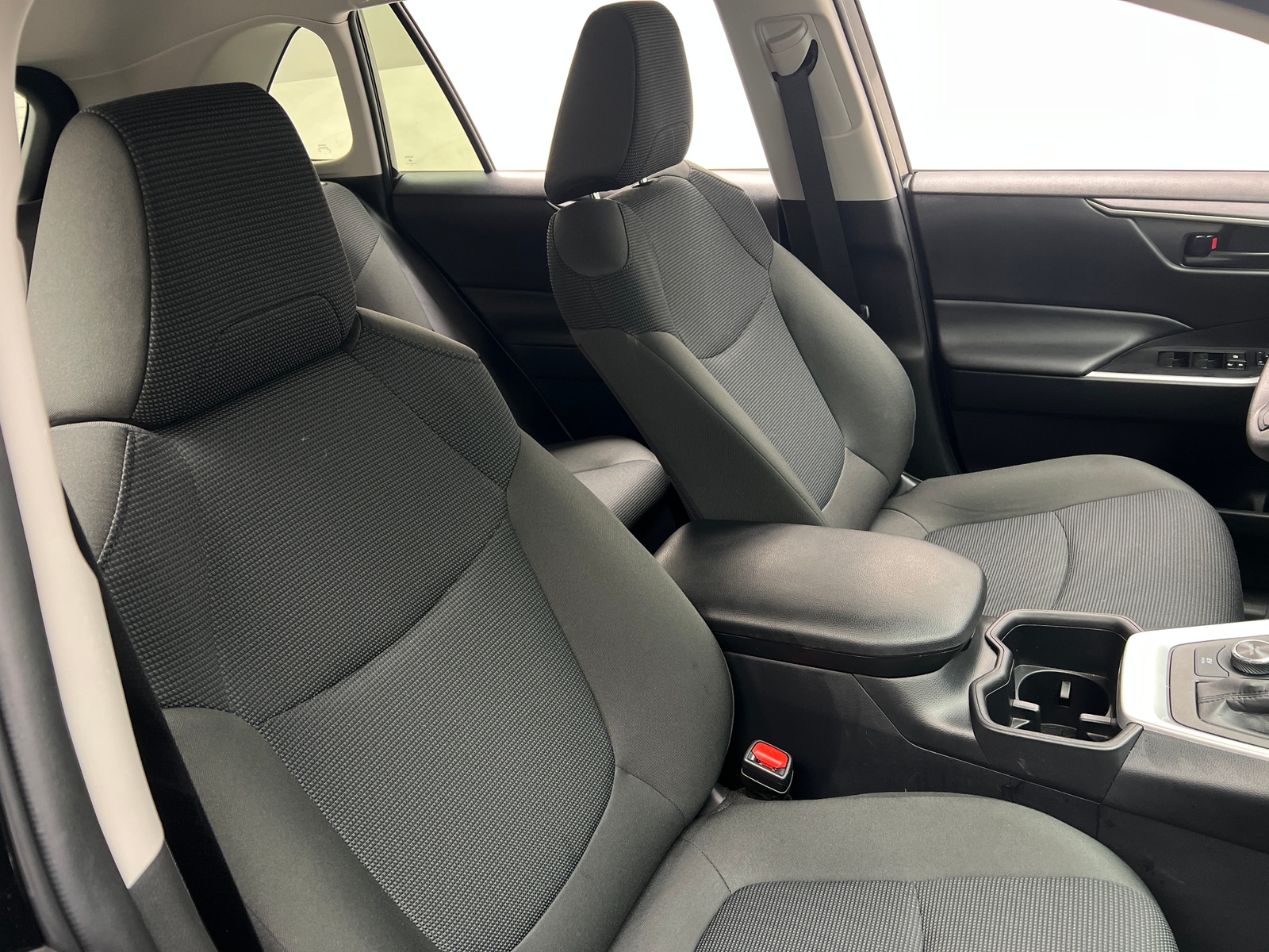 Thumbnail: 2025 Toyota RAV4 - 2